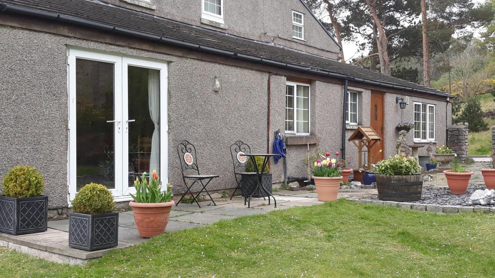 Cosy Corner Suite Of Rooms At Trelogan Hall Llanasa Exterior photo